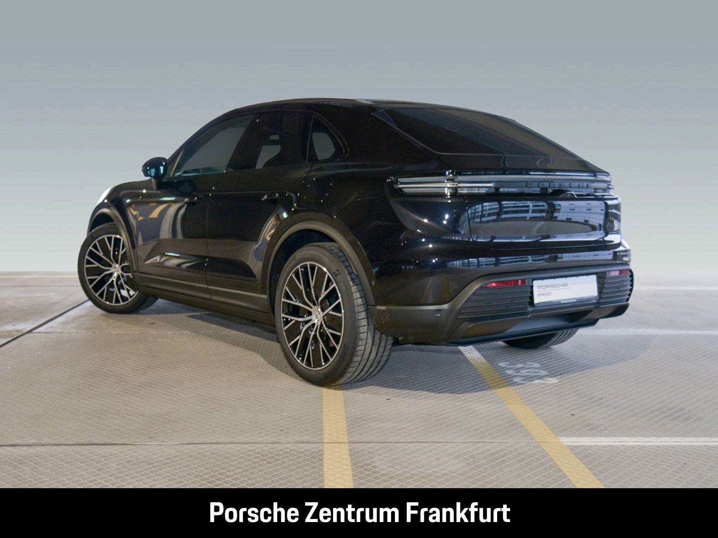 Porsche Macan 4 Surround-View InnoDrive LED-Matrix