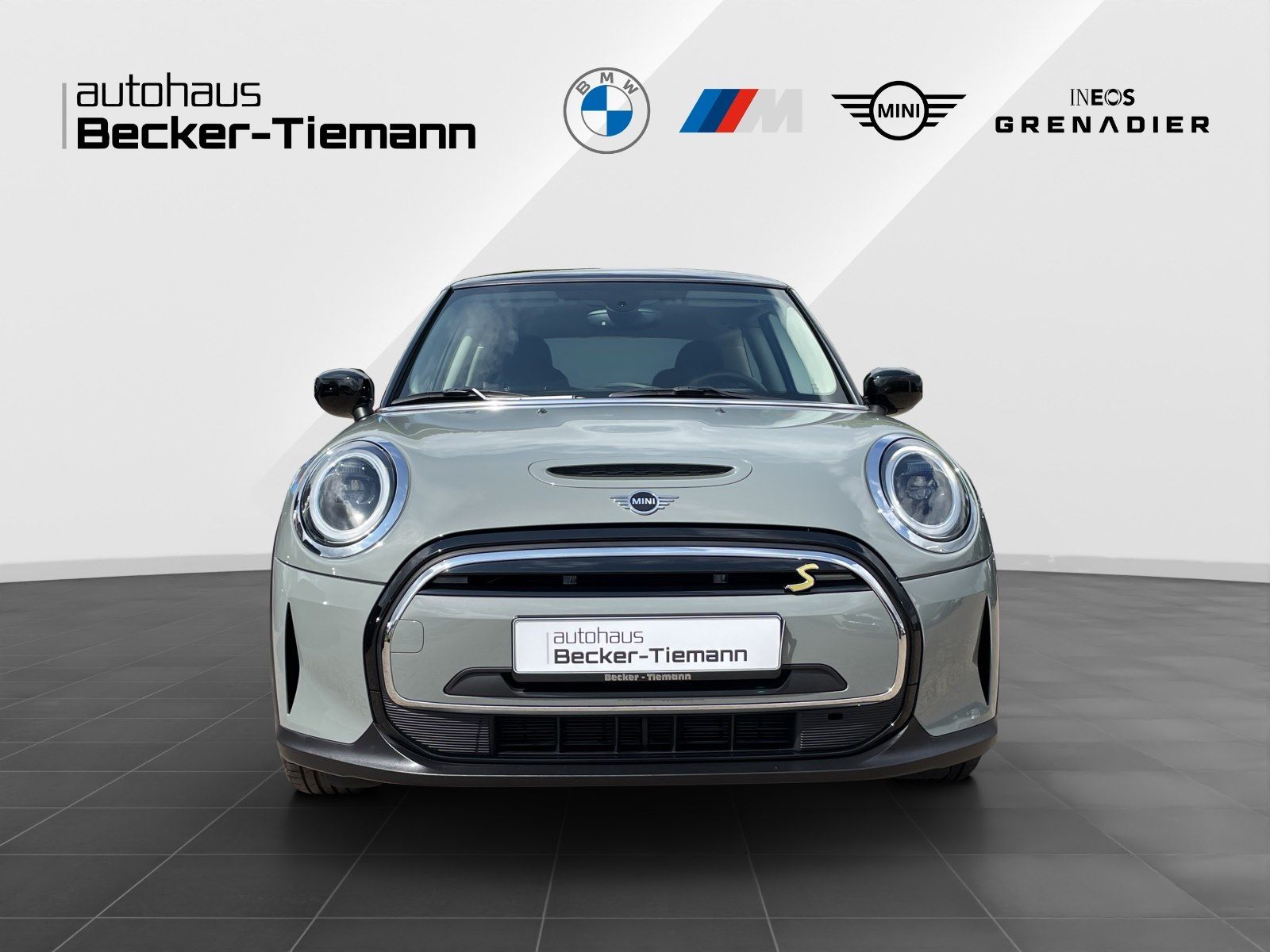 MINI Cooper SE Essential - Samsaru's Car Outlet