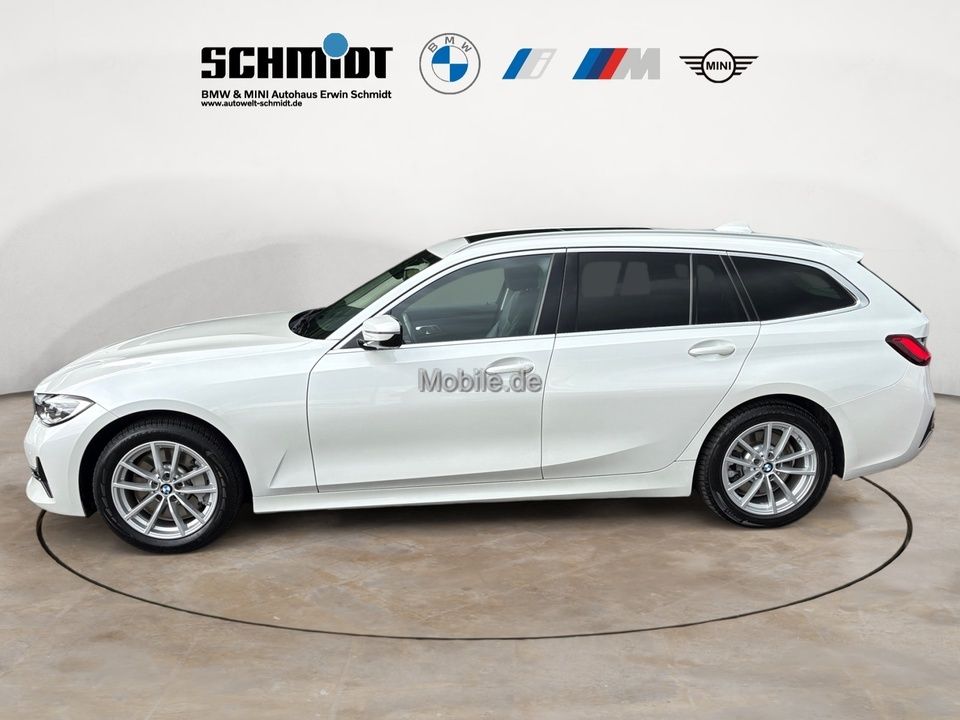 BMW 330d Touring Luxury Line - Samsaru's Car Outlet