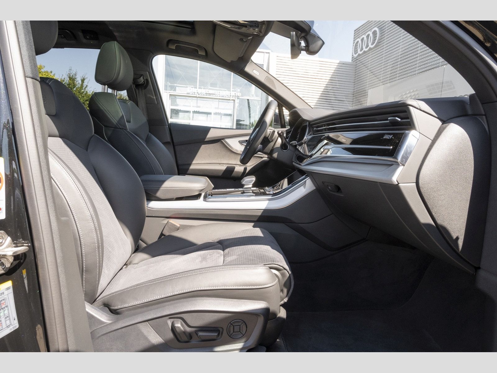 Audi Q7 50TDI 2xS line/All Black/7-Sitze/360°/Pano/Hu