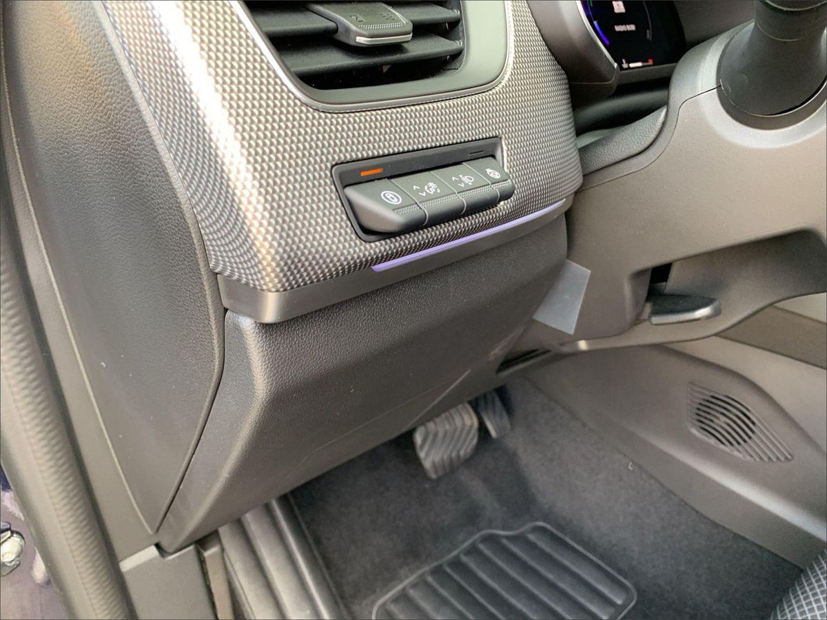 Renault Arkana TECHNO E-TECH FULL HYBRID - Samsaru's Car Outlet