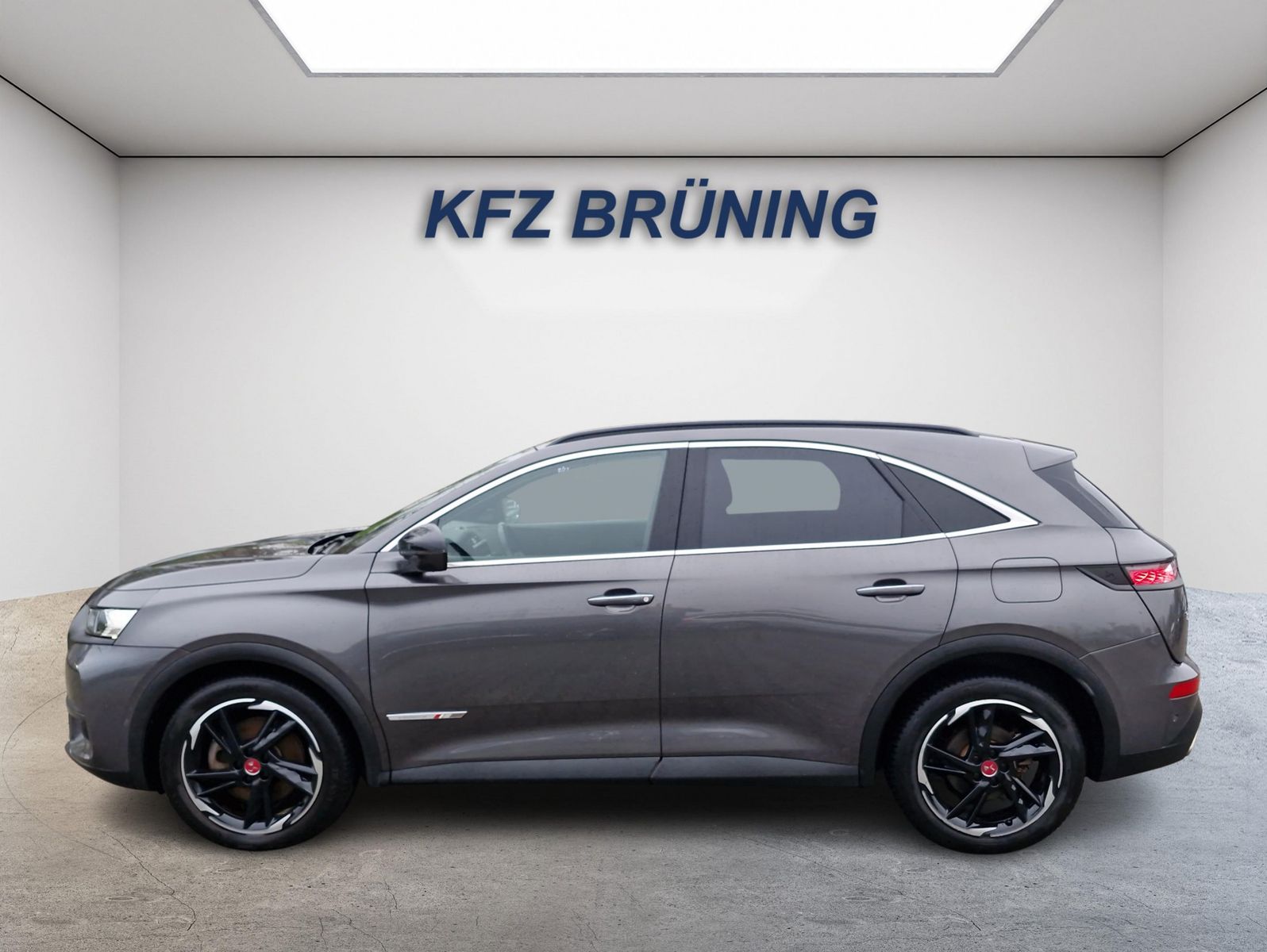 DS Automobiles DS7 Crossback PHEV 225 e-AT Performance Line Nav