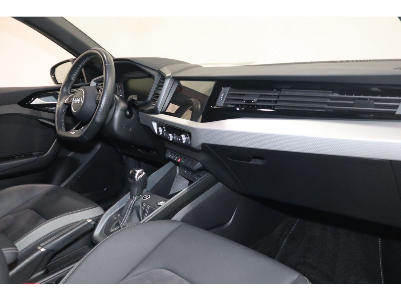 Audi A1 Sportback 30 TFSI advanced LED*Kamera*Navi *