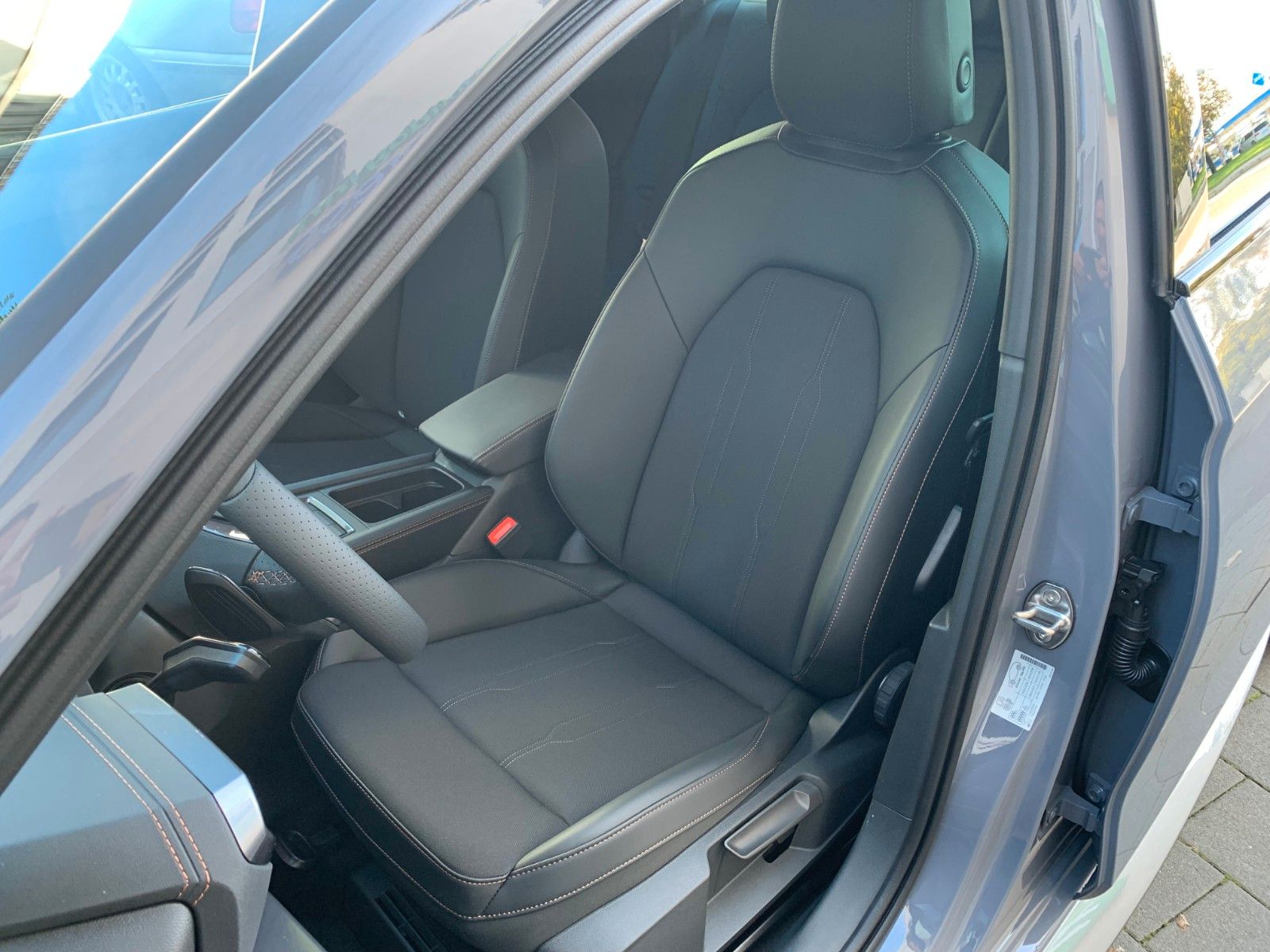 Cupra Leon ST 1.5 eTSI 150PS DSG - Samsaru's Car Outlet