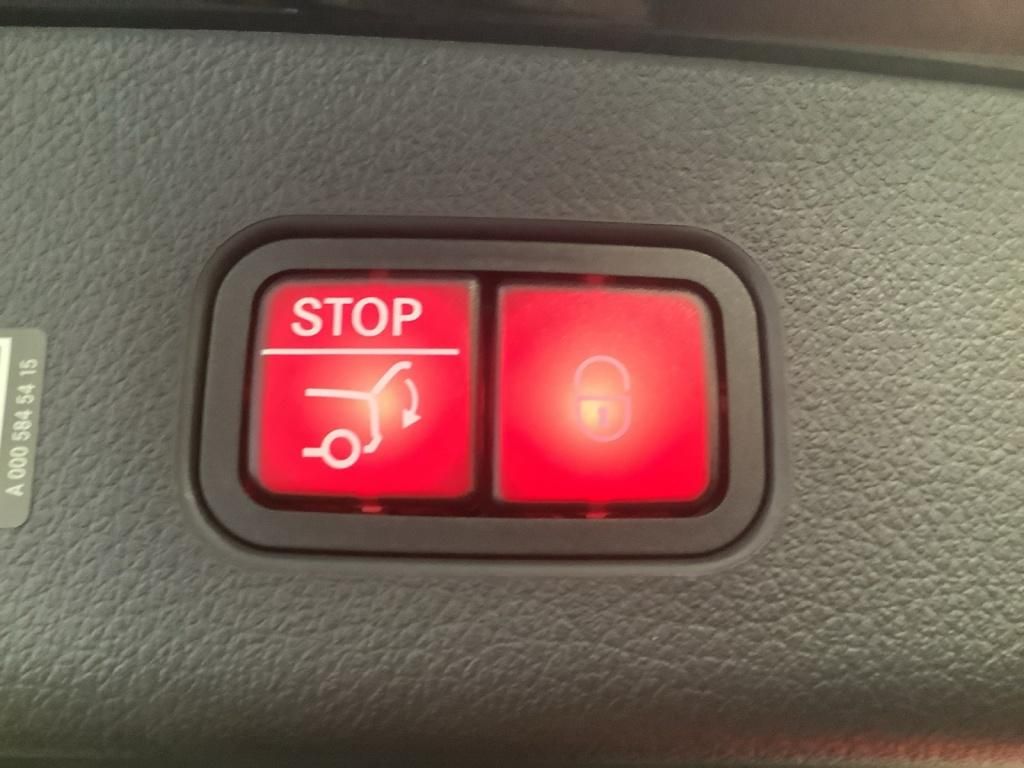 Mercedes-Benz GLC 220 d 4MATIC AMG - Samsaru's Car Outlet