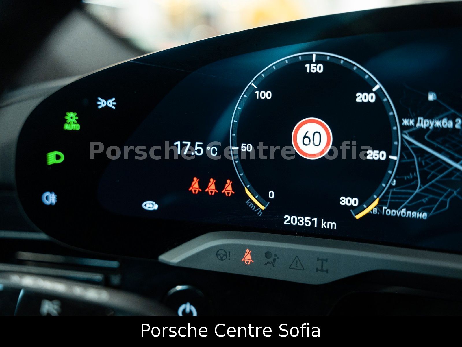 Porsche Taycan Cross Turismo 4