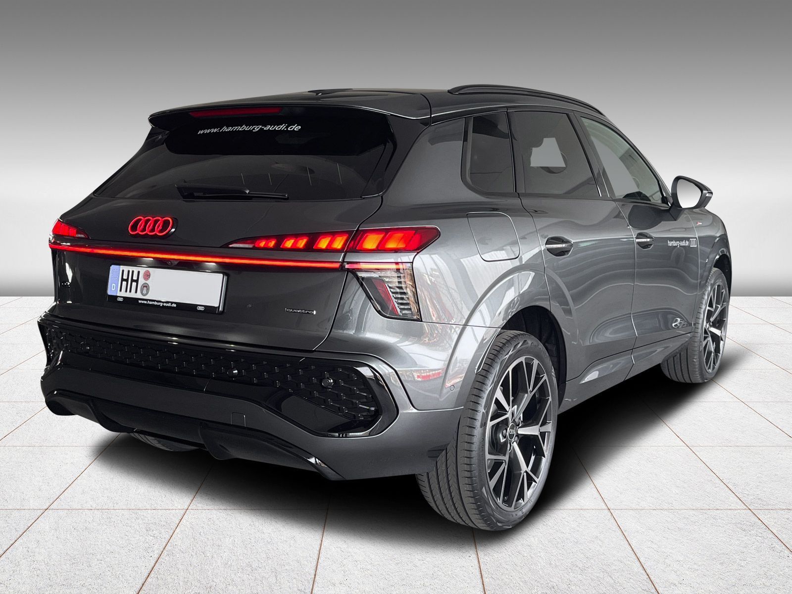 Audi Q3 2.0 TFSI quattro S line Nav Pano AHK ACC LED+