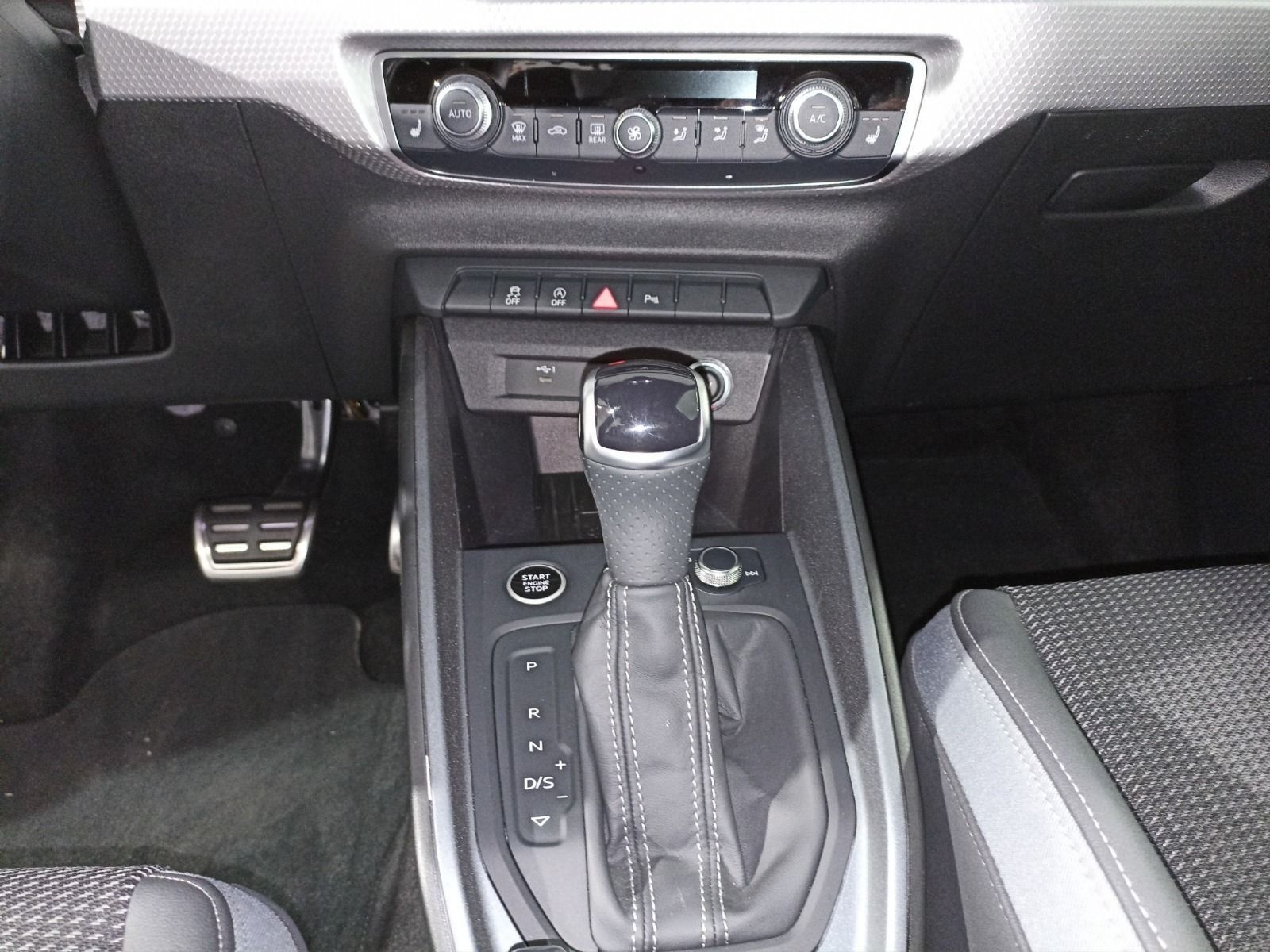 Audi A1 allstreet S tronic - Samsaru's Car Outlet