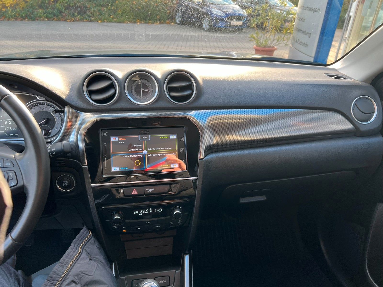 Suzuki Vitara 1.4 Mild-Hybrid Comfort+ - Samsaru's Car Outlet