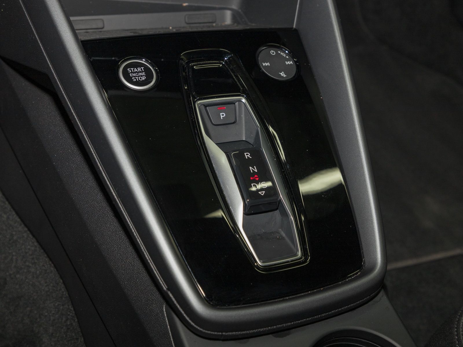 Audi A3 Sportback 35 TDI ADVANCED - Samsaru's Car Outlet
