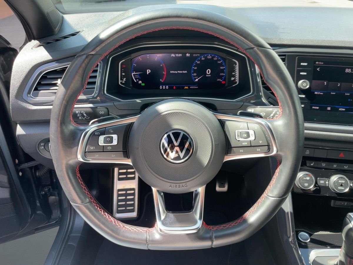Volkswagen T-Roc 1.5 TSI Sport - Samsaru's Car Outlet