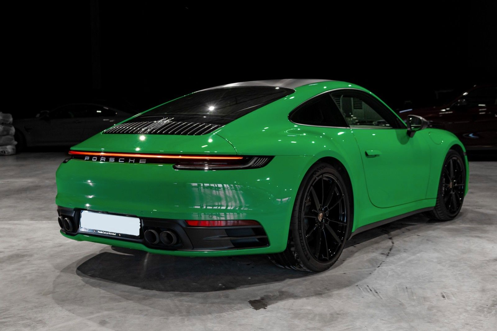 Porsche 992 Carrera - Samsaru's Car Outlet