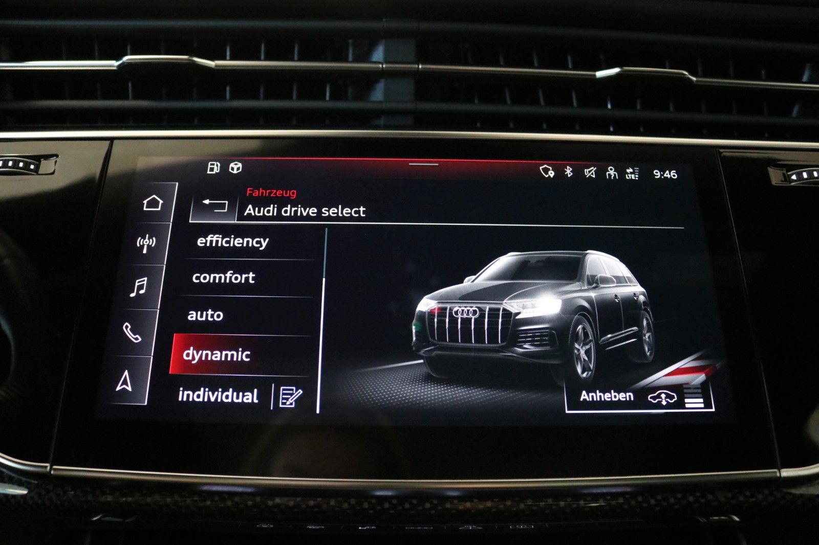 Audi Q7 S-Line competition plus Luft HUD Laser 7-Sitz