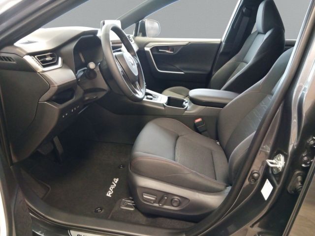 Toyota RAV 4 Plug-in-Hybrid Teamplayer