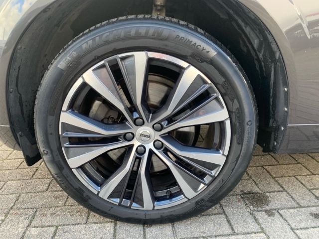 Volvo XC60 B4 AWD Inscription Standheizung Voll LED Ma