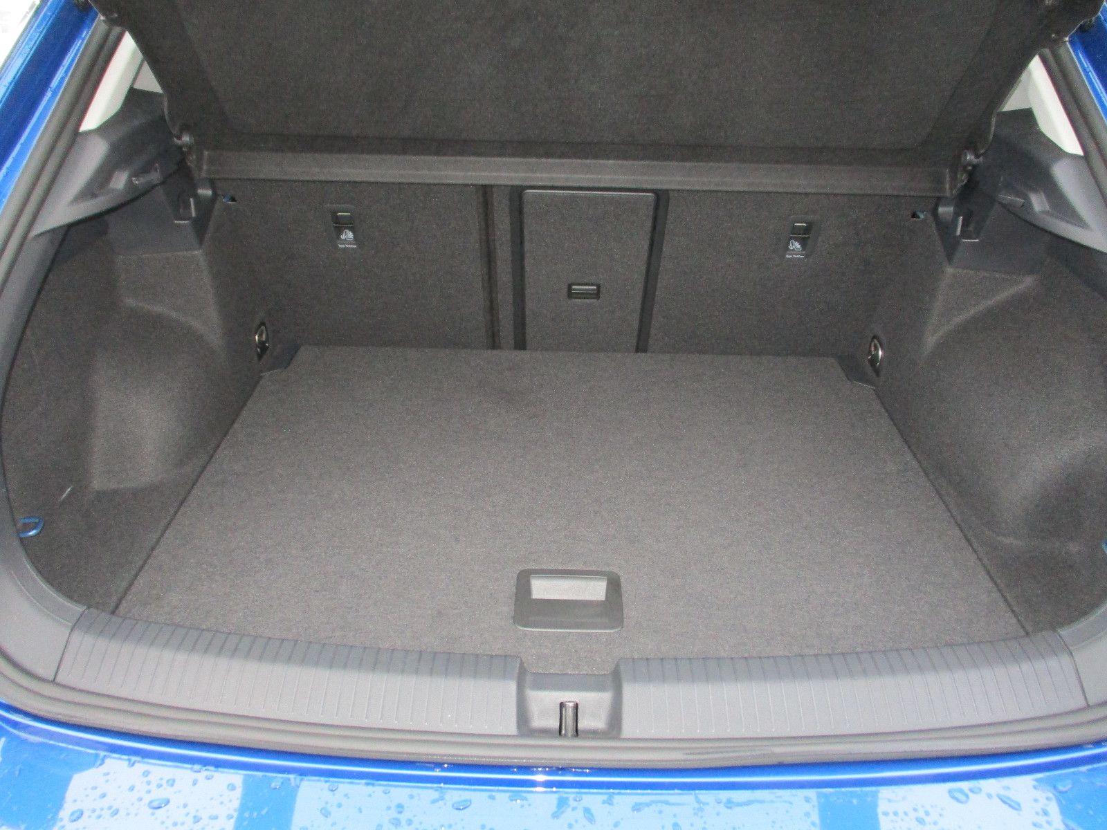 Volkswagen T-Roc Style DSG - Samsaru's Car Outlet