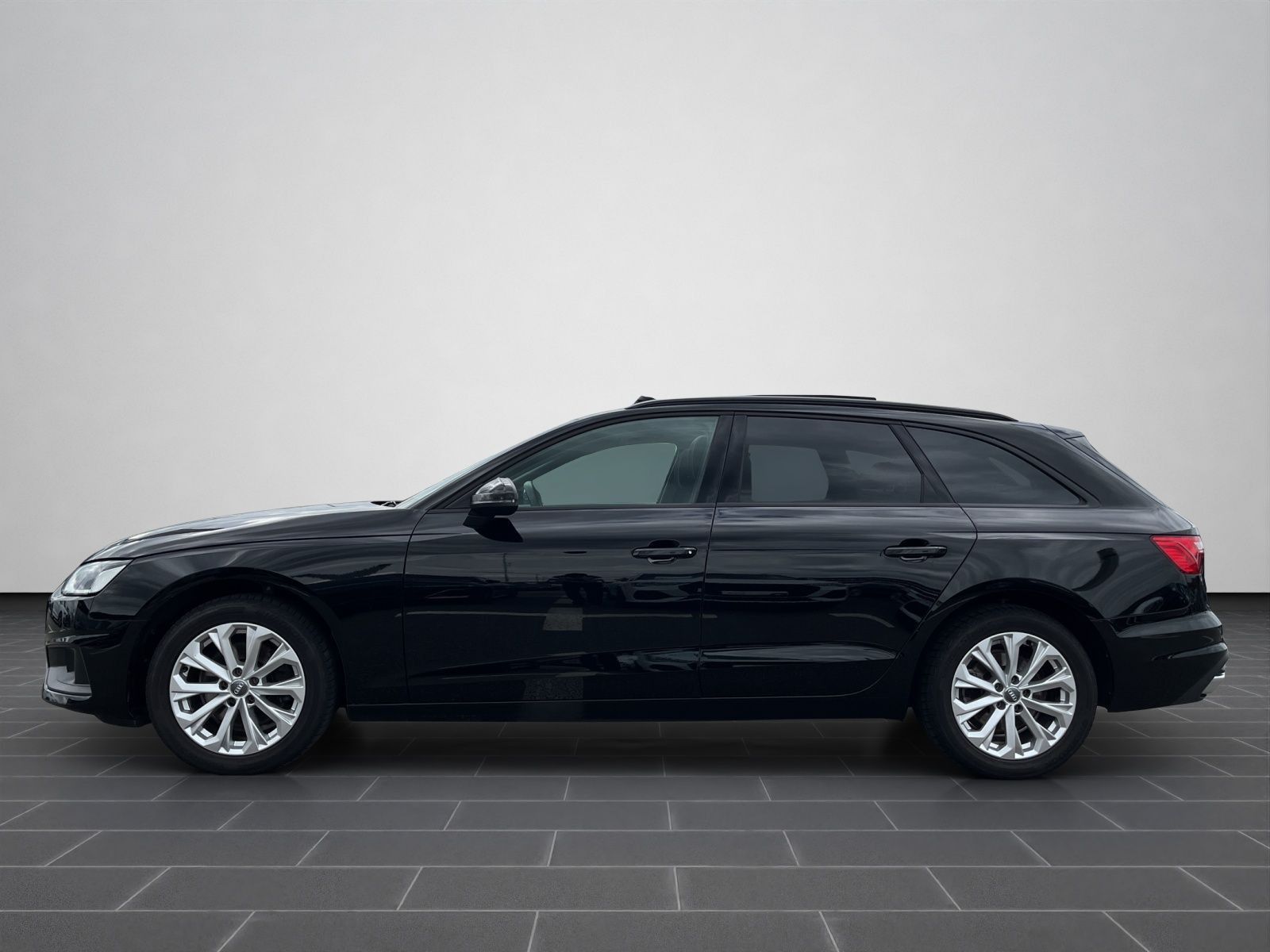 Audi A4 Avant 35 2.0 TDI - Samsaru's Car Outlet