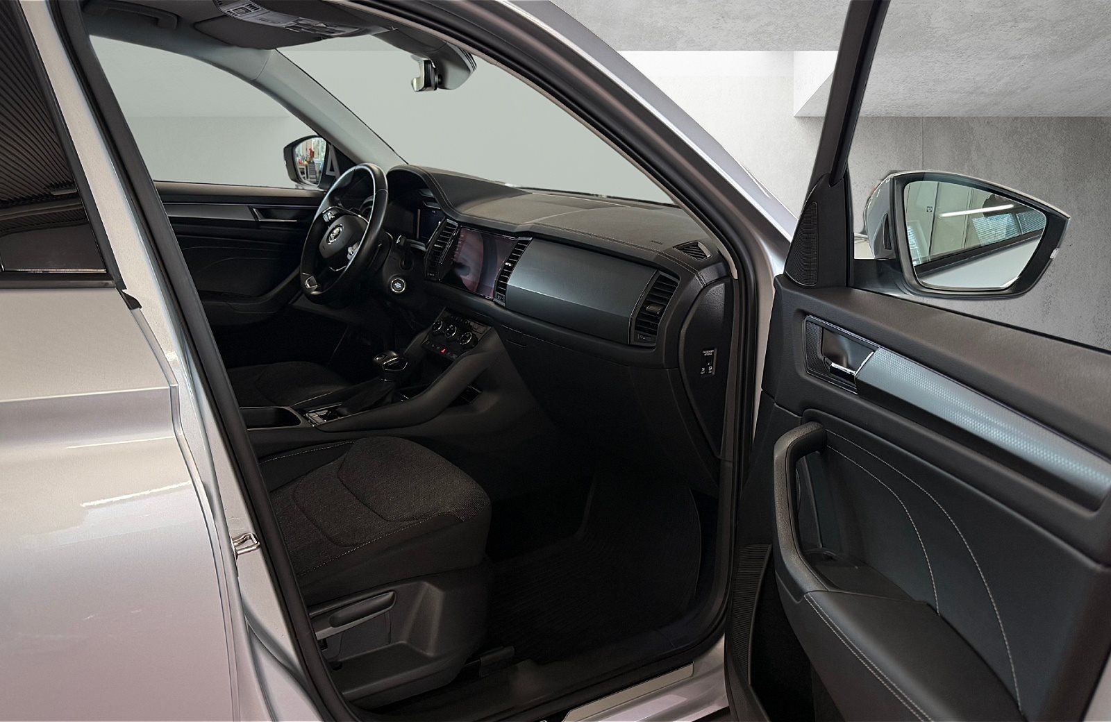 Skoda Kodiaq 2.0 TDI Clever 4x4 DSG LED Navi ACC AHK P