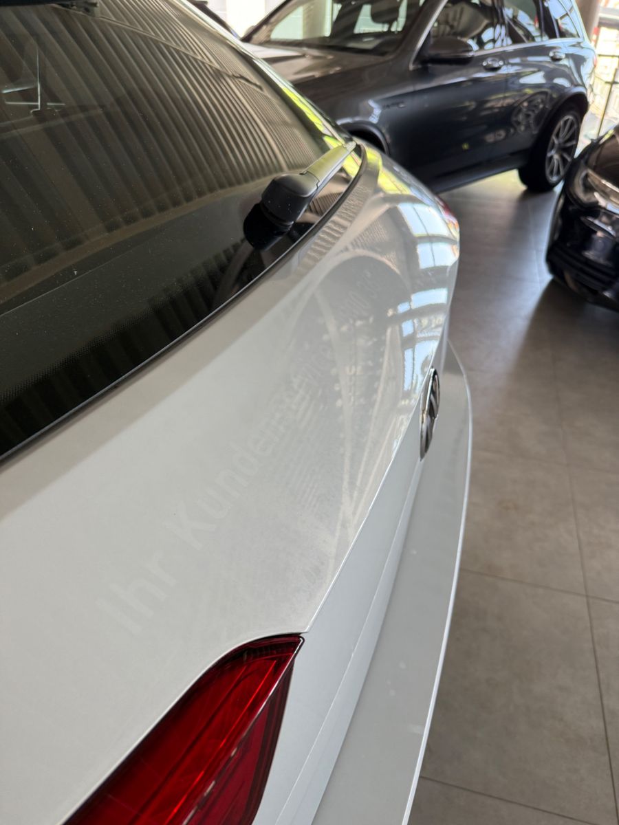 Volkswagen T-Roc Style 4Motion - Samsaru's Car Outlet