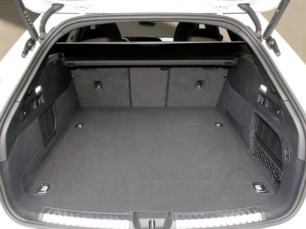 Audi A5 Avant TFSI e-hybrid Q S line 19"|NAVI+VC|PANO