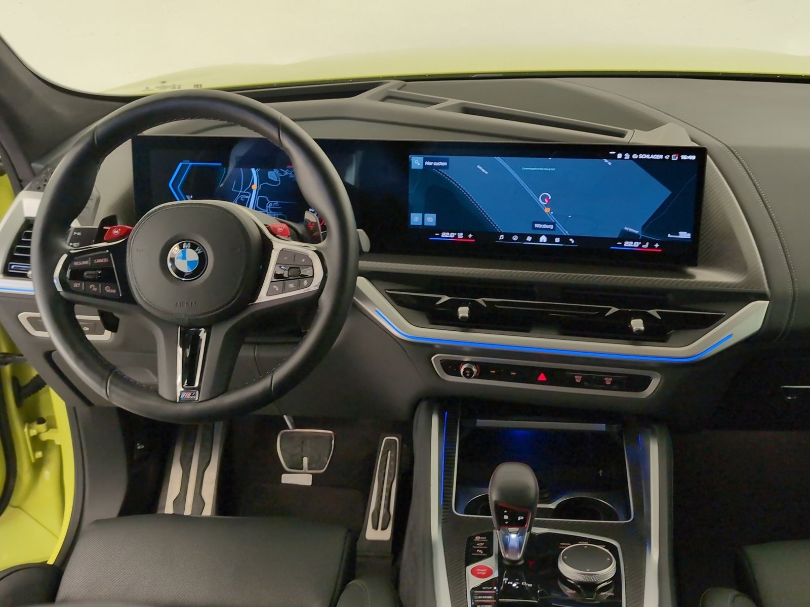 BMW XM SoftC/M Driver/KomfZg/B&W/AHK/360° Navi/PaAS/