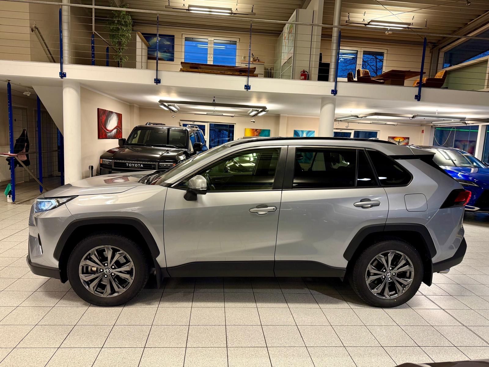 Toyota RAV 4 HYBRID-4x4-LED-LEDER-KAMERA-MOD. 2024