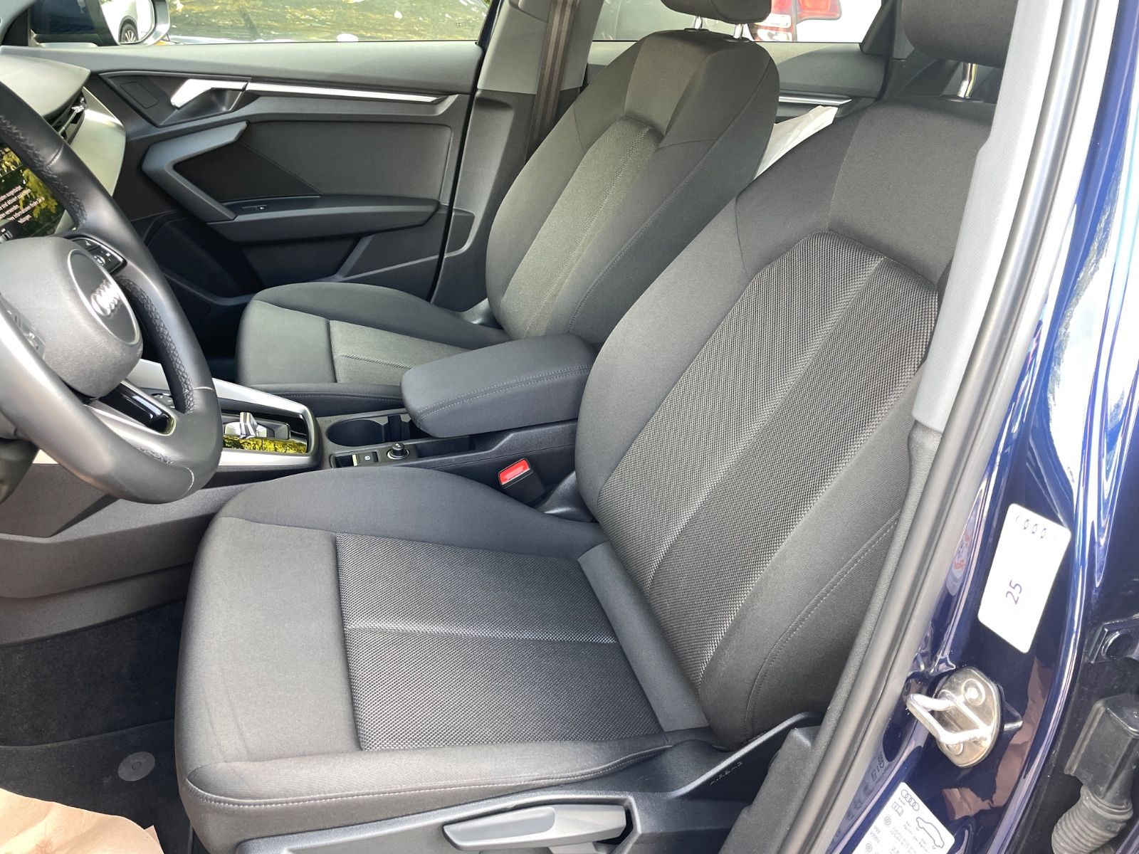 Audi A3 35 TDI 150 S line-S tronic*Navi/Virtual*LED*