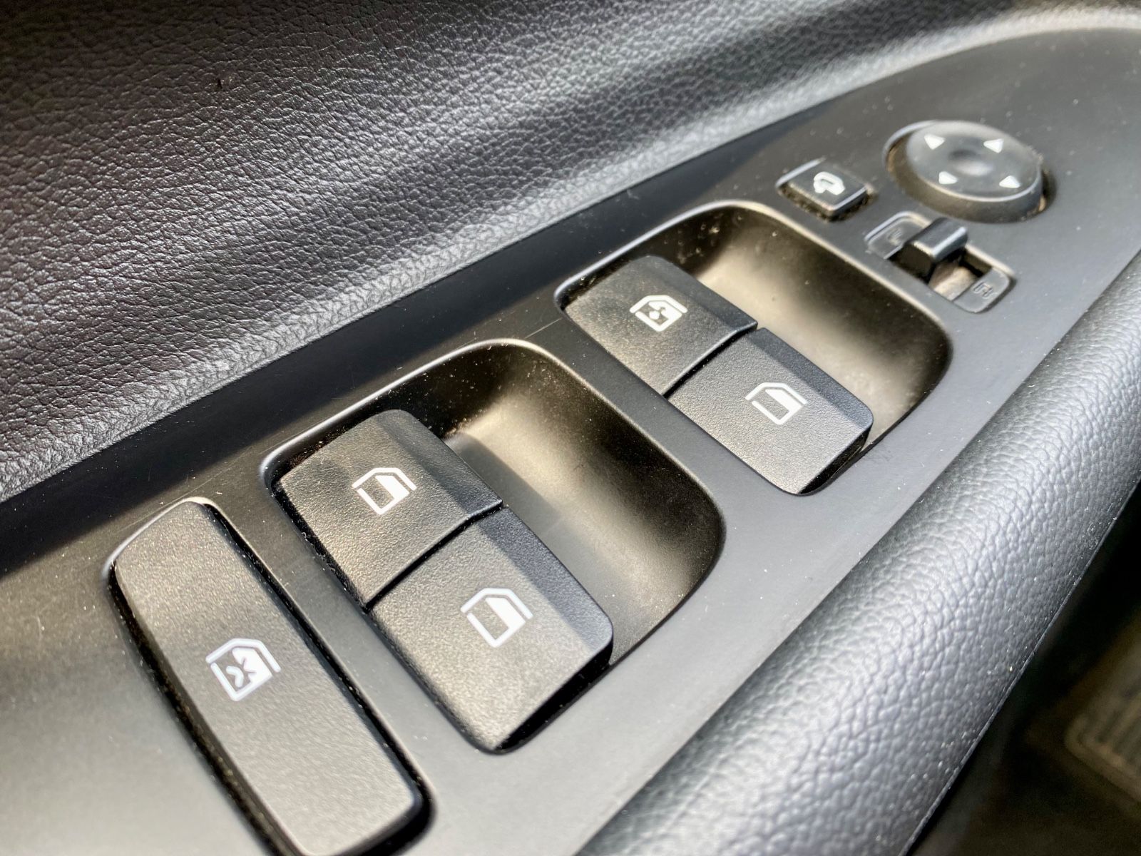 Hyundai i20 - Samsaru's Car Outlet