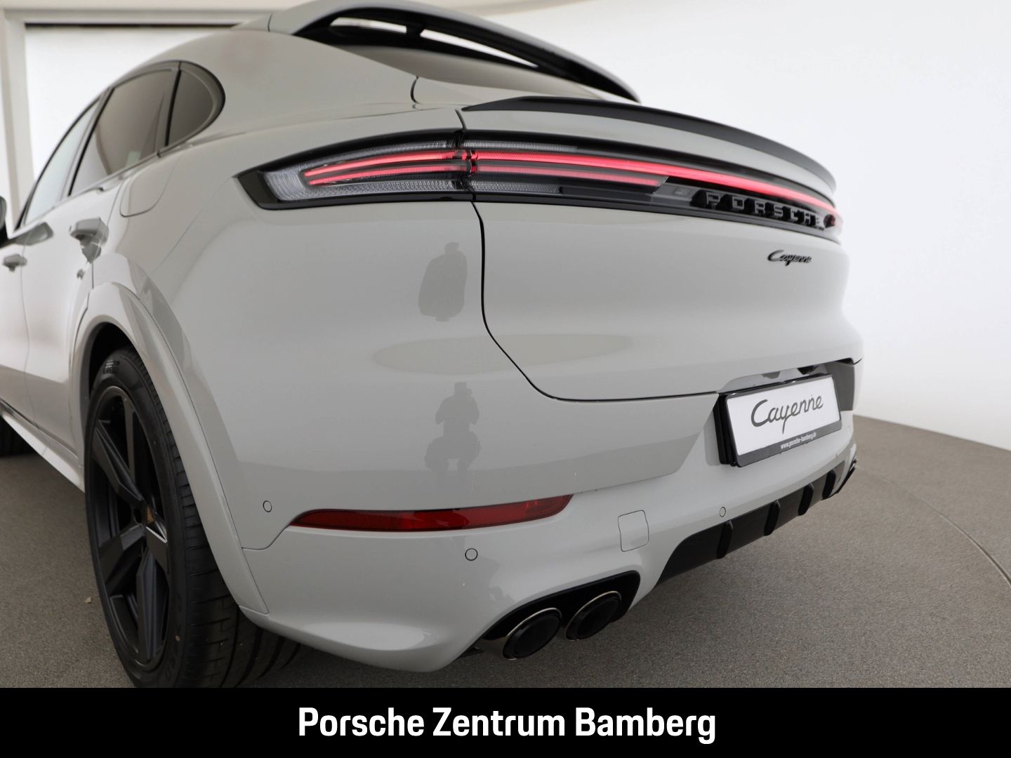 Porsche Cayenne E-Hybrid Co./ Matrix/ BOSE/ Sport Design