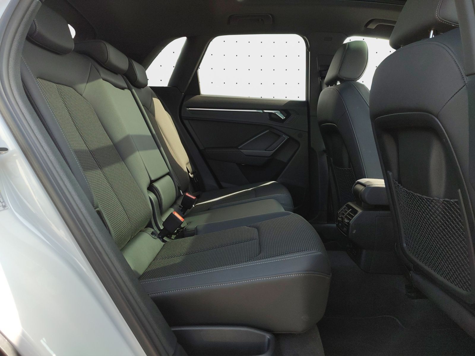 Audi Q3 40 TDI quattro S line - Samsaru's Car Outlet