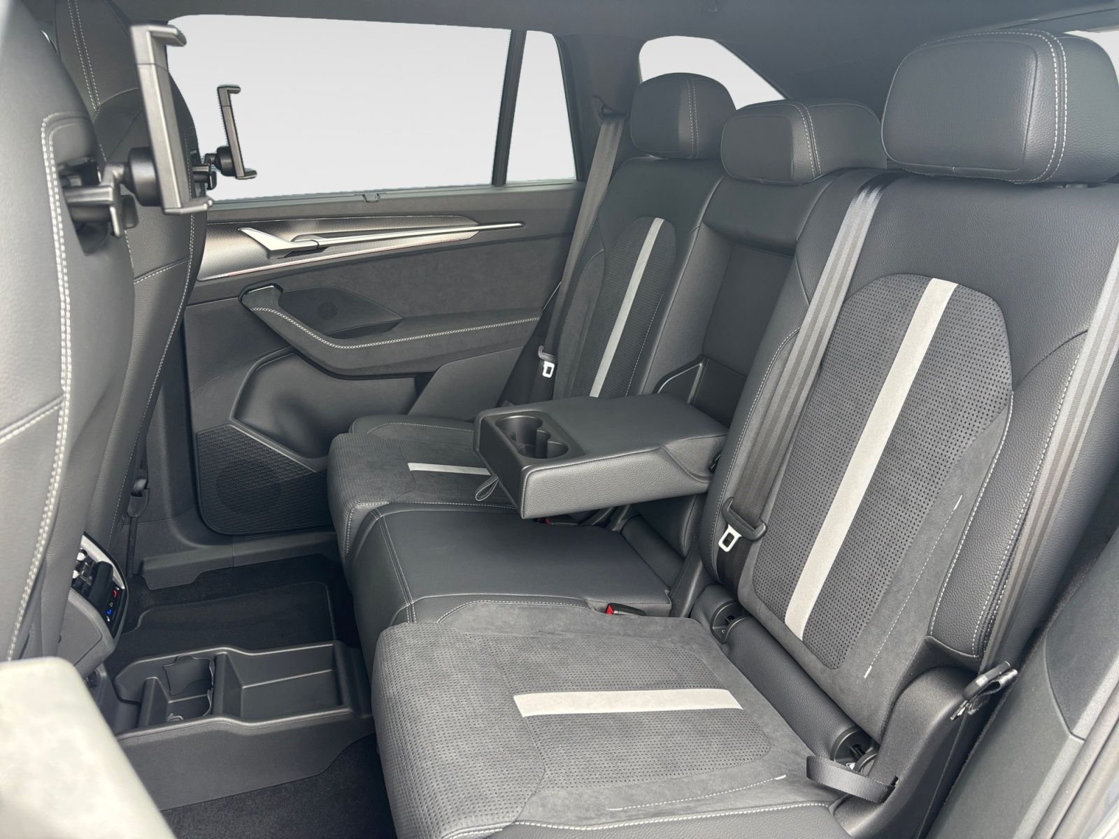 Skoda KODIAQ IV SPORTLINE 1,5TSI DSG NAVI LED AHK