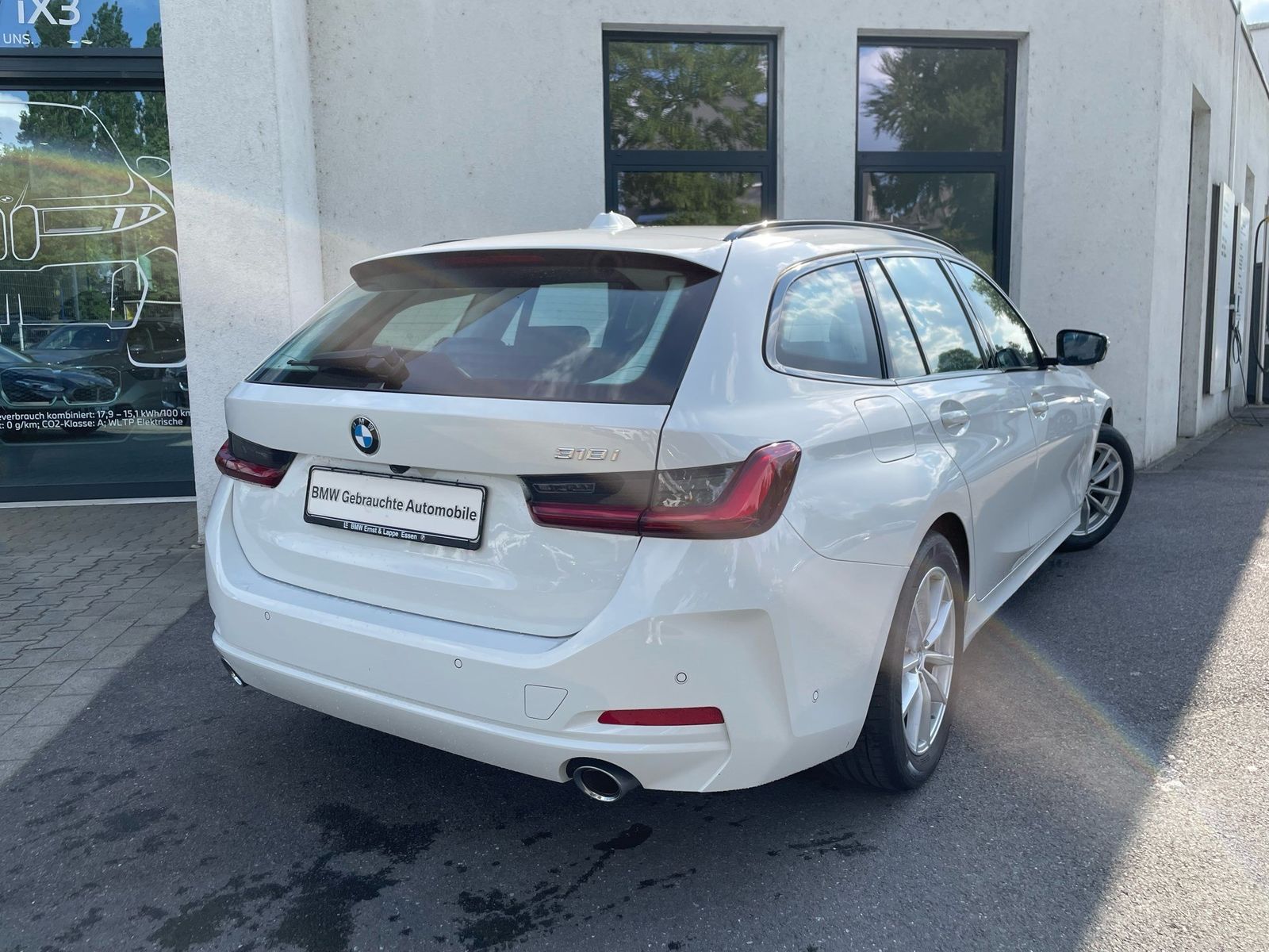 BMW 318i Tour || AHK Keyless ACC 360° FIN ab 1,99% !
