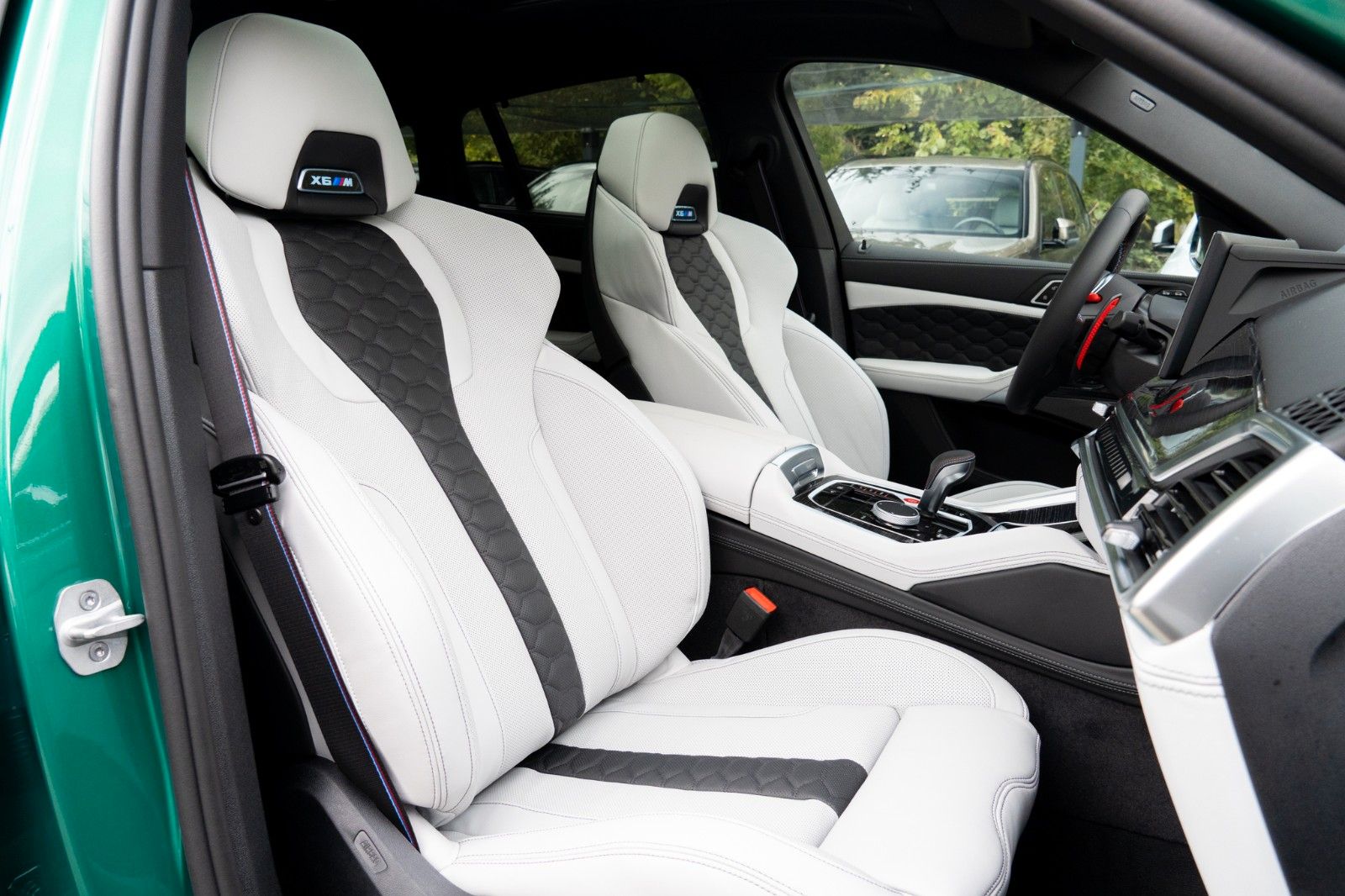 BMW X6 M Competition MASSAGE.SKY.DR.ASS.SOFTC.AHK