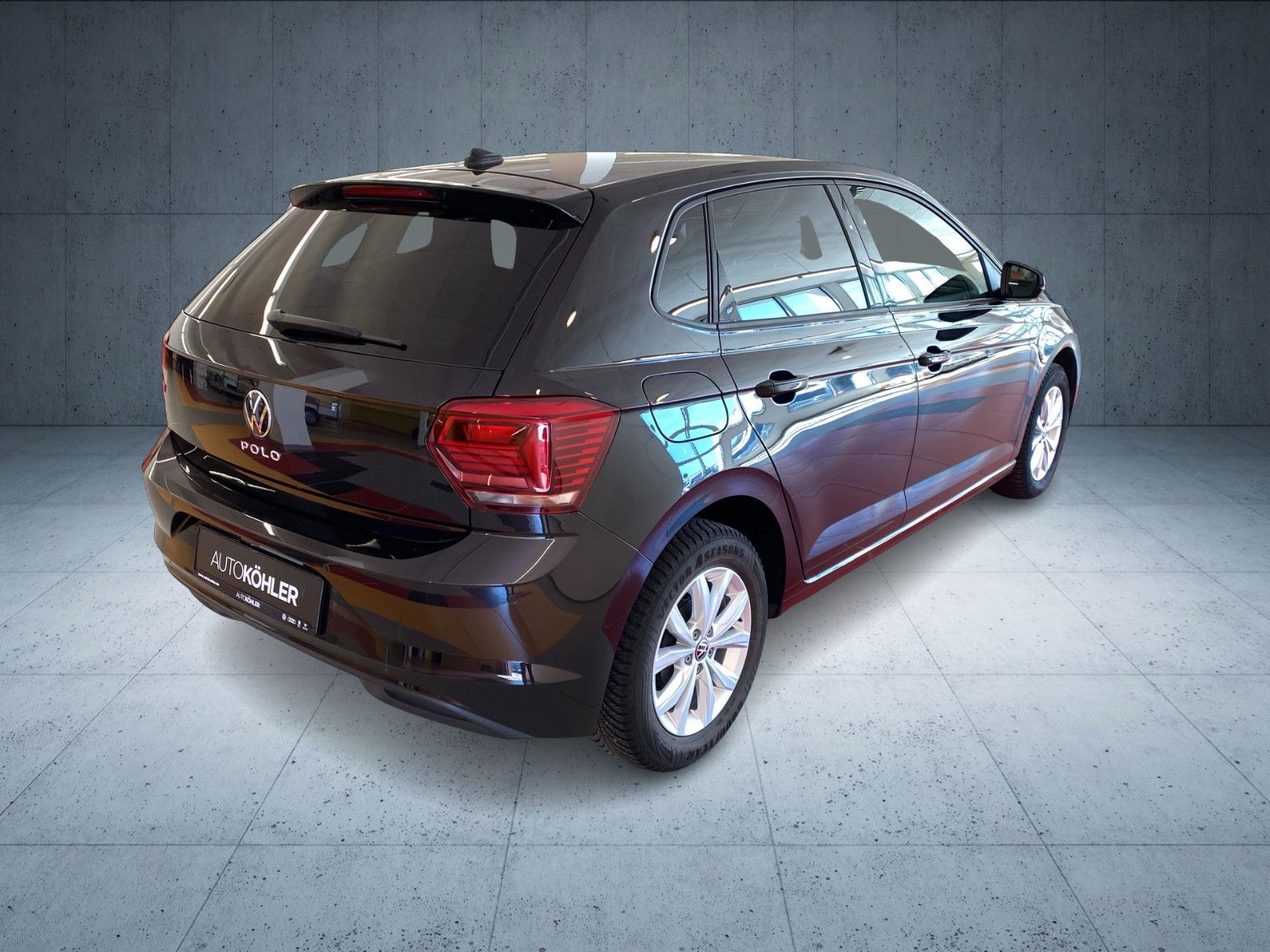 Volkswagen Polo VI Highline - Samsaru's Car Outlet