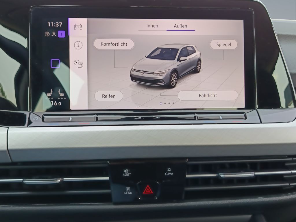 Volkswagen Golf 1.5 eTSI DSG Life - Samsaru's Car Outlet