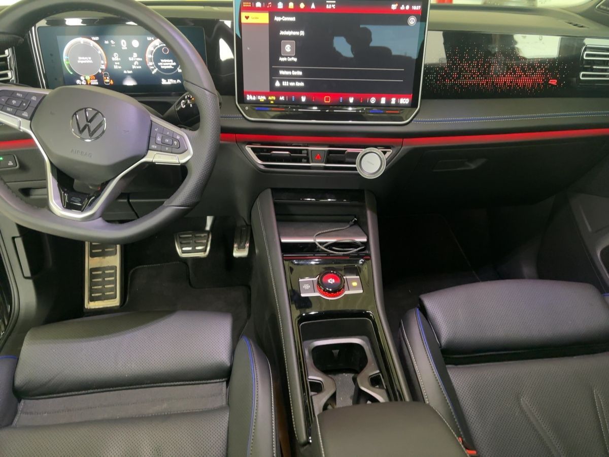 Volkswagen Tiguan 1.5 TSI DSG eHybrid Leder Navi P-Dach AHK