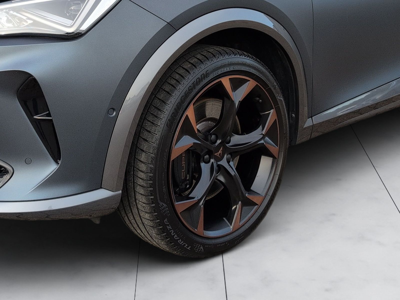 Cupra Formentor 2.0 TSI VZ AHK PANO LEDER COPPER MATT
