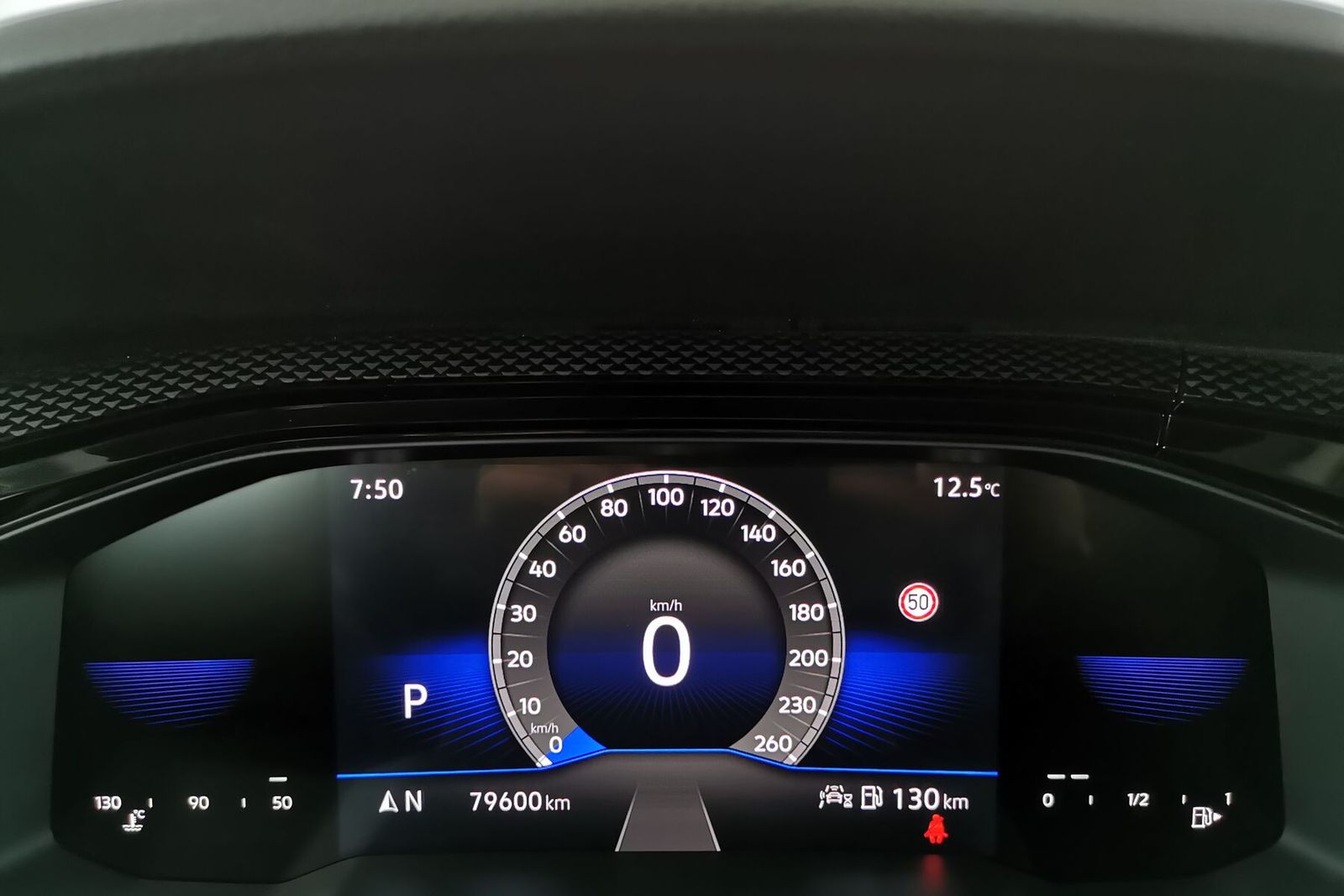 Volkswagen Taigo 1.0 TSI Life - Samsaru's Car Outlet