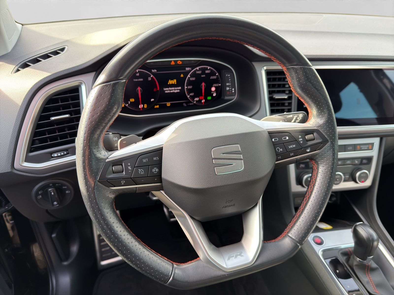 Seat Ateca 2.0 TDI DSG FR LM19 AHK KAMERA NAVI+ eKLAP