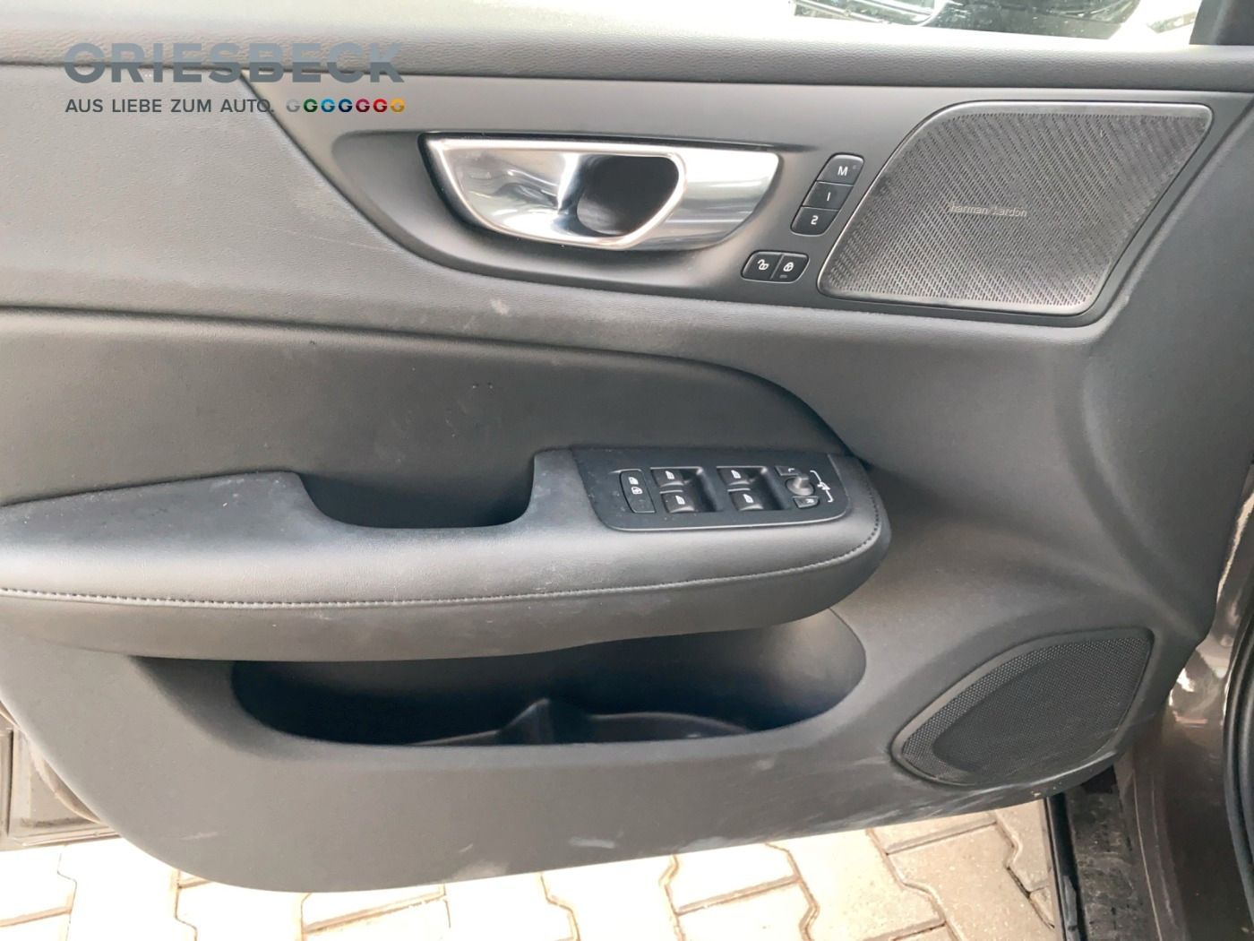 Volvo S60 B5 MHD Ultimate Dark AWD*ACC*HUD*20''
