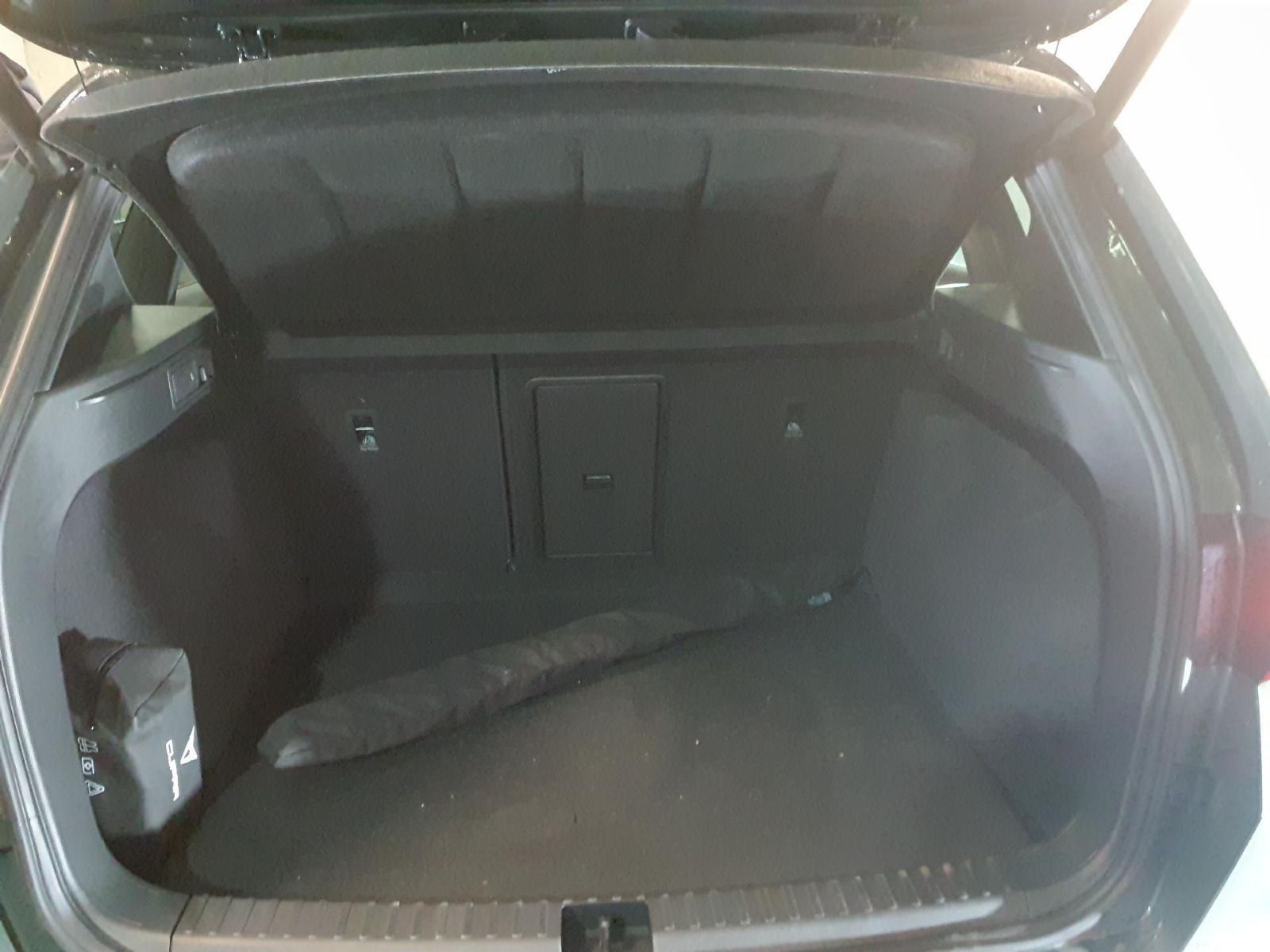 Seat Ateca VZ 2.0 TSI 4D DSG Tribe Edition AHK Pano