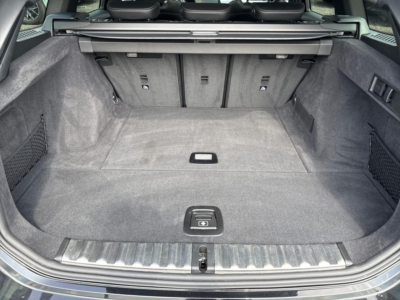 BMW 320iA T M SPORT - Samsaru's Car Outlet