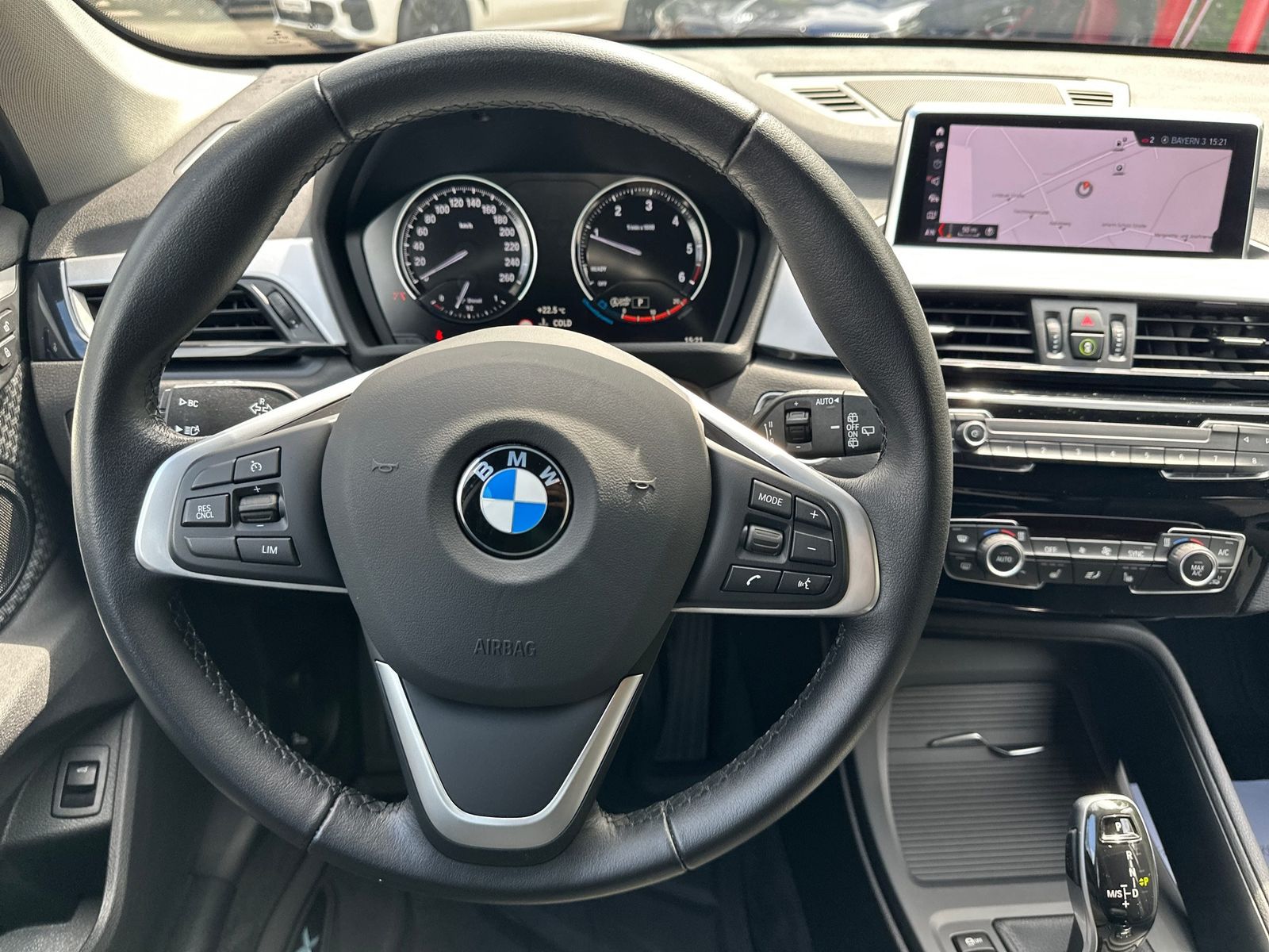 BMW X1 xDrive18d Advantage - Samsaru's Car Outlet