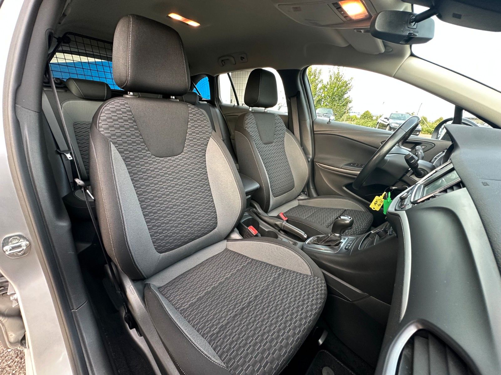 Opel Astra K Sports Tourer Edition - Samsaru's Car Outlet