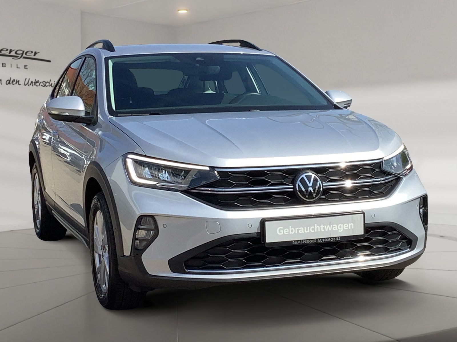 Volkswagen Taigo 1.0 TSI Life - Samsaru's Car Outlet