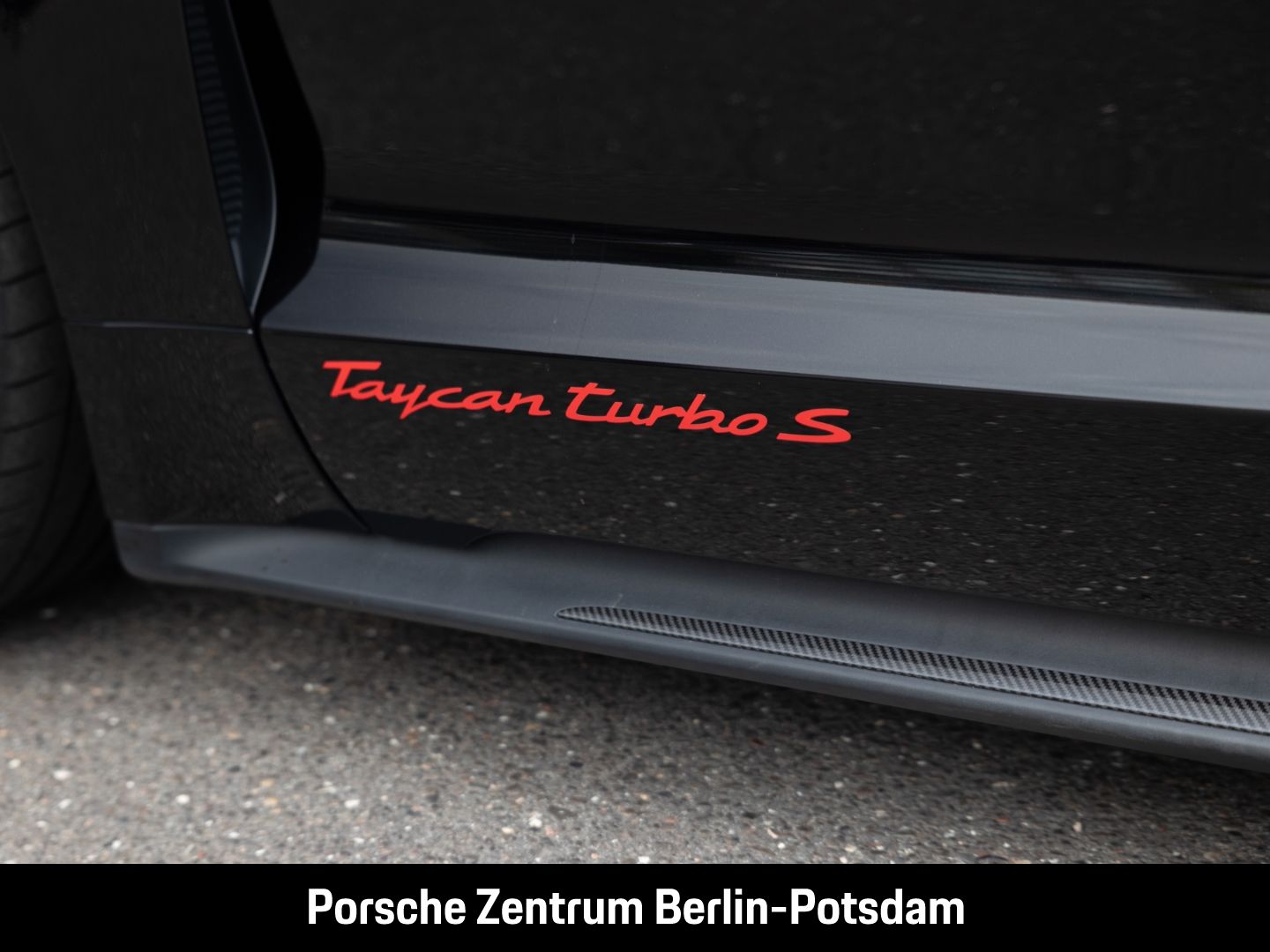 Porsche Taycan Turbo S Sport Turismo Burmester LED