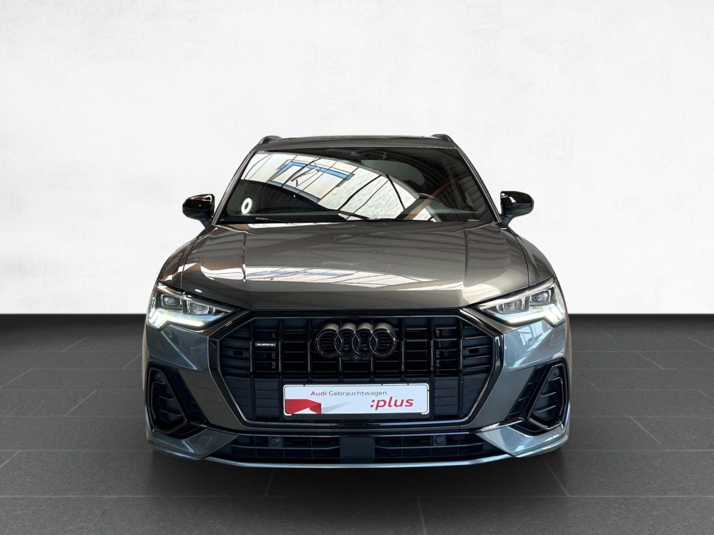 Audi Q3 40 TDI S-tronic S-line - Samsaru's Car Outlet