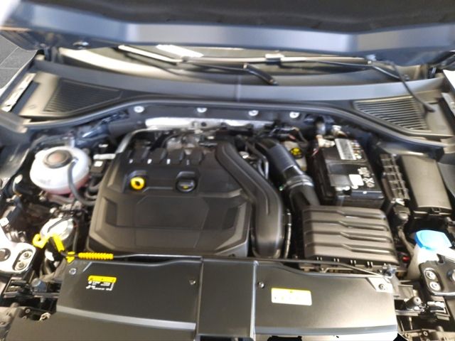 Volkswagen T-Roc 1.5TSI DSG Sport - Samsaru's Car Outlet