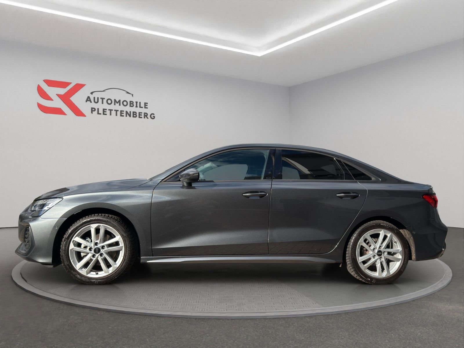 Audi A3 Limousine 30 TFSI S line *LED*NAVI*KAMERA*SHZ