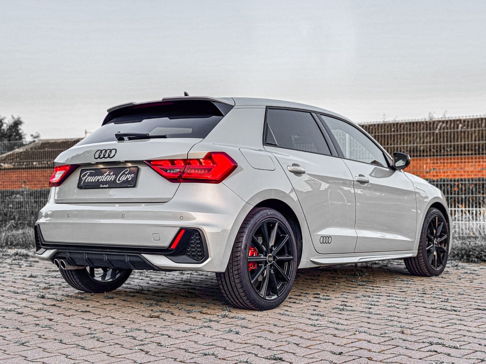 Audi A1 Sportback 40 TFSI S line - Samsaru's Car Outlet